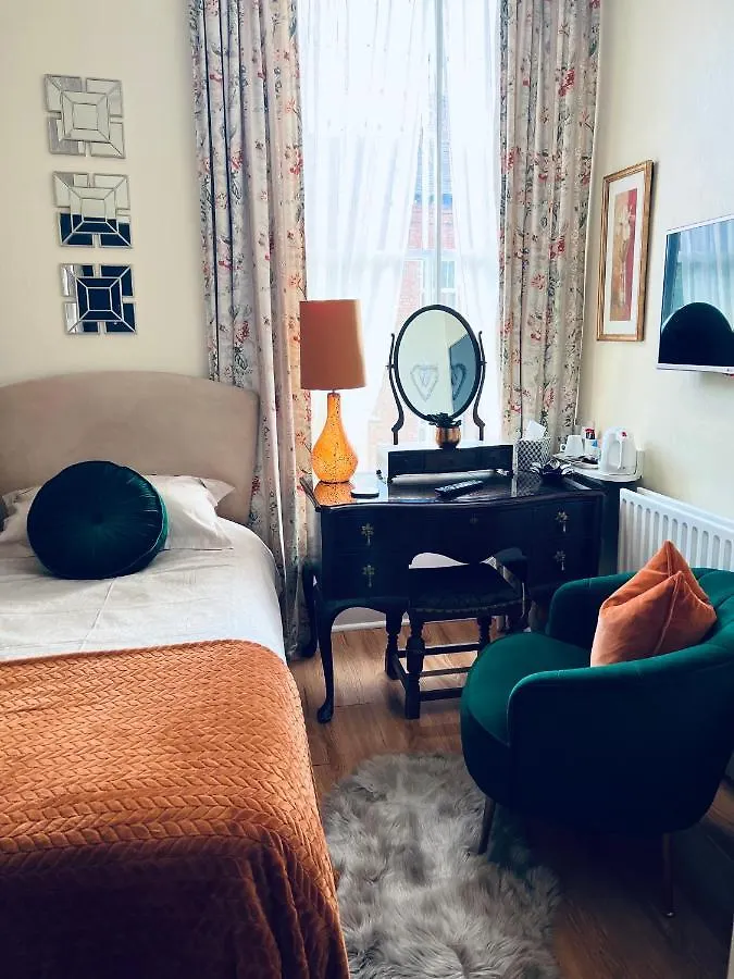 Ashleigh House Hotel Carlisle  Guest house