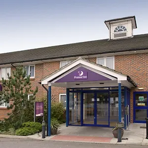 https://premier-inn-basildon.cambridgehotelsuk.com