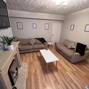  Holiday home St Nic House